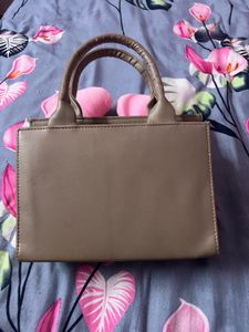 Elegant &#39;Cara&#39; Handbag