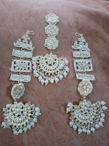 Bridal Kundal Earrings Set
