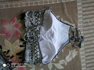 Black &amp; White Swimsuit 3 Pieces