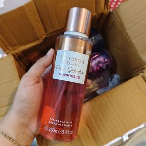 Victoria&#39;s Secret Daring Peach Daisy Many More
