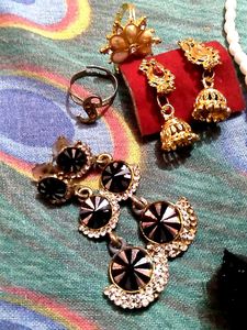 Jewellery Sets And Accessories