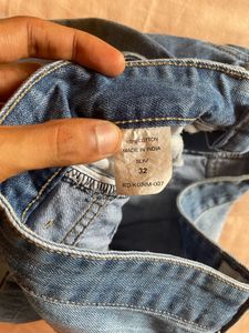 Men’s 32 Waist Branded Jeans