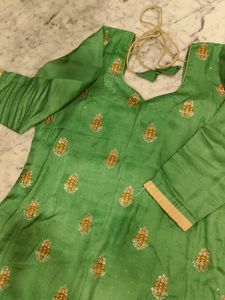 Party Wear Suit With Heavy Dupatta..
