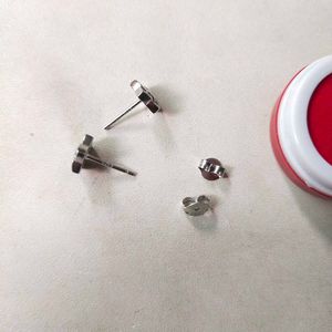 925Sterling Silver Star ⭐ Bloom Beautiful Earrings