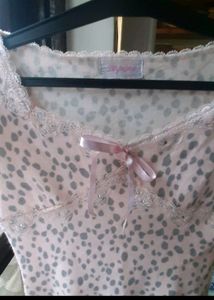 Combo Of Two Tops For Ishita Rai