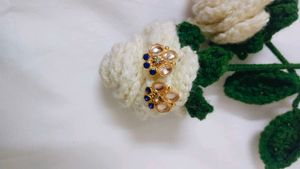 Chic Flower Studs
