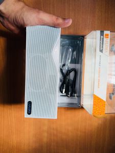 Laploma Asopunch Portable Wireless Speaker
