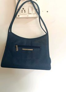 Esbeda Purse