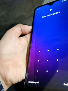 realme 3 32gb 3gbram Phone