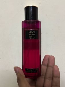 Love Rush Aoura London body mist 220ml