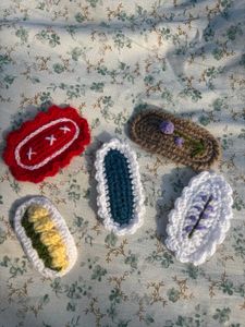 Crochet Hair Clips (selling in pair)