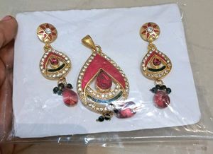 New Jewellery Necklace Pendant And Earrings Set