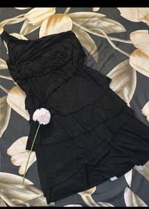 Asymmetrical Dress (one Shoulder)