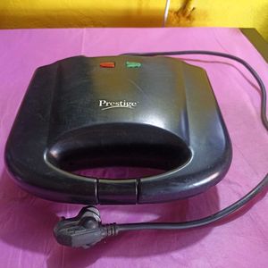 Grill Sandwich Toaster (Used)