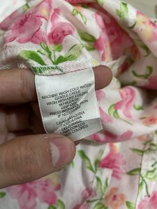 Jones New York Pintresty 🌸Floral Print Top