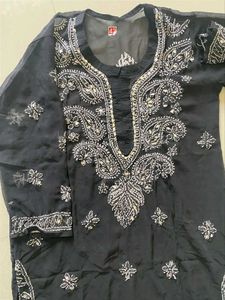 Hand emboidered lucknowi chikankari gala booti mir
