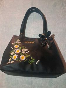 Cute Shoulder And Hand Bag For College Or Picnic