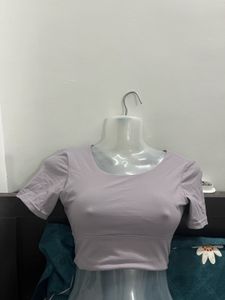 Beautiful Back Pattern Crop Active Wear