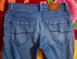 Sky Blue Denim Torn-Jeans Men