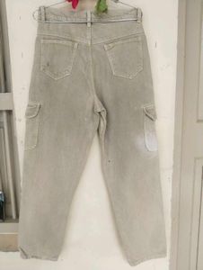 Cargo Pants used with discoloration on pocket