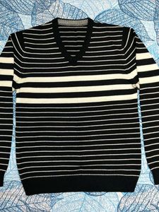 MEN'S PULLOVER SWEATER SIZE 38