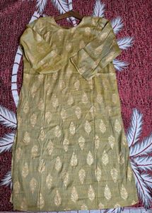 Elegant Golden Kurta pant dupatta Set