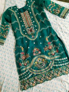 Pakistani Organza Kurta Set