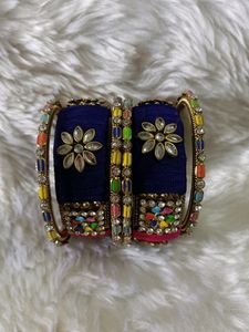 Mehndi Palyting Metal Resham Dhaga Kundan Bangle