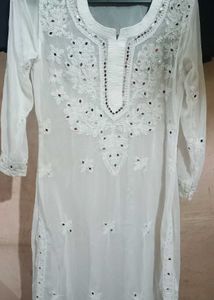Chikenkari Mirror work Kurti with Inner