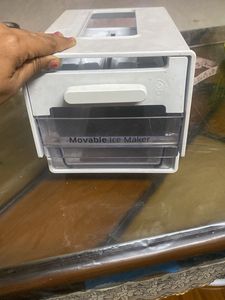 Samsung Movable Ice Maker