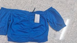 Blue Solid Sweet Heart Neck Line Top
