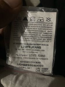 Levis Black Denim Jeans