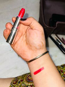 Combo Of 2 Cryon Lipstick
