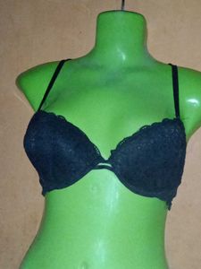 Push-Up Bra