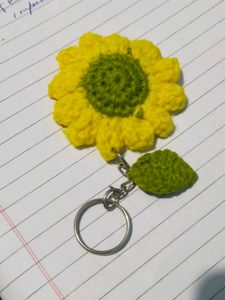 Cute Crochet Sunflower 🌻 Keychain.