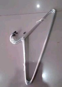 Pack Or 6 Hangers