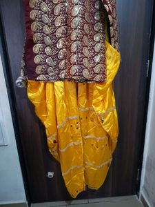 Embroidered Kurta &amp; Dhoti Set Navratri Special