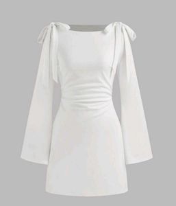 Elegant White Tie-Sleeve Dress