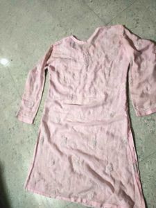 Pink Embroidered Lakhnavi Kurta