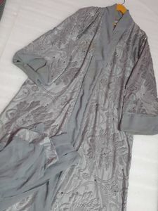 Grey Floral Embroidered Abaya With Stole