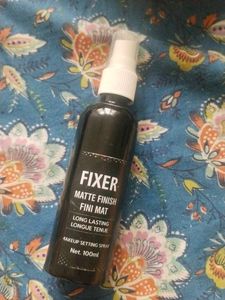 makeup fixer spray