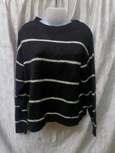 H&amp;m Striped Knit Pullover 🖤