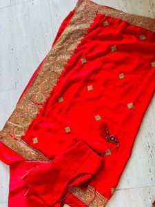 Saree With Blouse