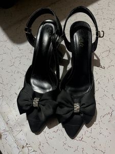 Black Bow Heels