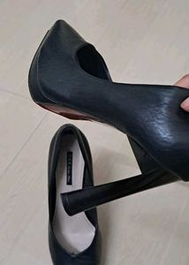 Leather Heel