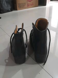 Black Platform Heel Boots