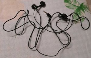100% Original  Earphone