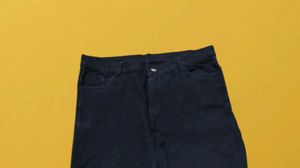 E@66 Size-32 Straight Jeans