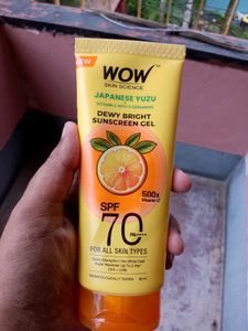 Wow Dewy Bright Sunscreen Gel