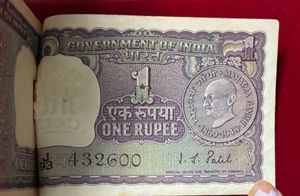 Vintage One Rupee Note 99pc Gandhi Issue